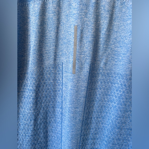 NIKE TechKnit  Dri-FIT Long-sleeve Running Top. (Slim Fit) Unisex - Picture 7 of 10